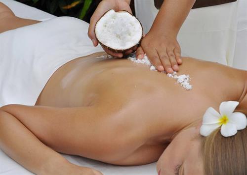 Body treatment | Coconut  scrub 